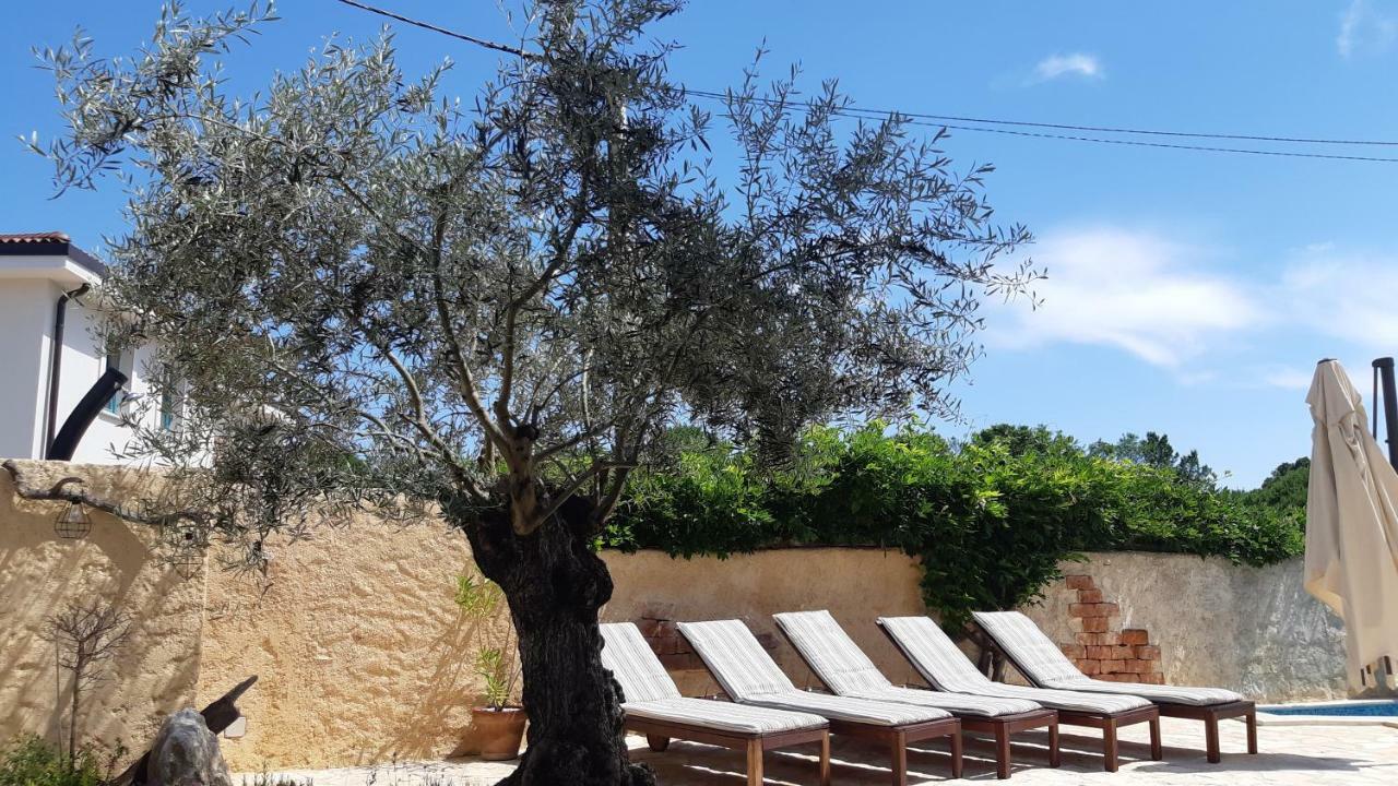 Holiday Home Olea Malinska Εξωτερικό φωτογραφία